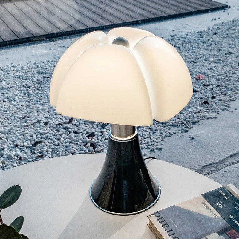 Lampe de Table Fleur – Élégante